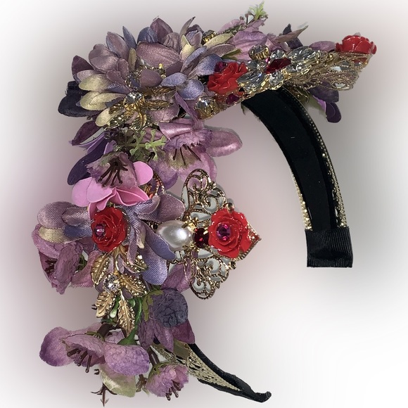 One of a kind! Perfect for formal or festival wear. - Picture 3 of 6